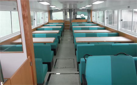 19GT passenger boat